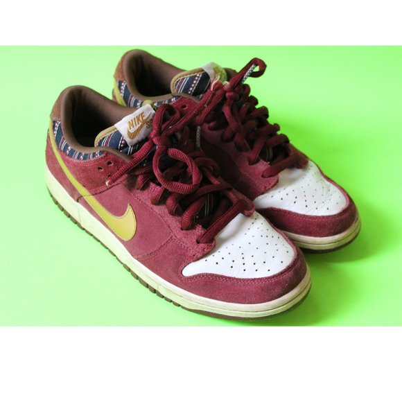 *SOLD*Nike Dunk Low Pro SB Ron Burgundy/Anchorman - Picture 2 of 10